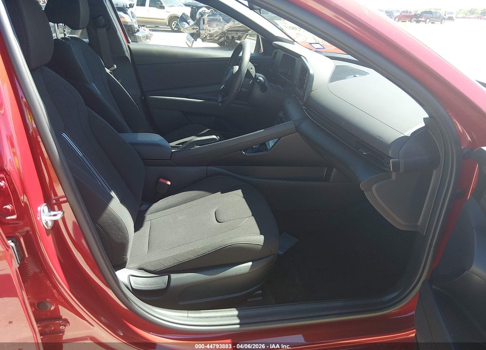 2026 HYUNDAI ELANTRA SEL SPORT VIN: KMHLM4DG3TU158311