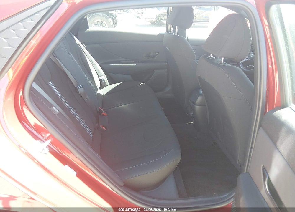 2026 HYUNDAI ELANTRA SEL SPORT VIN: KMHLM4DG3TU158311