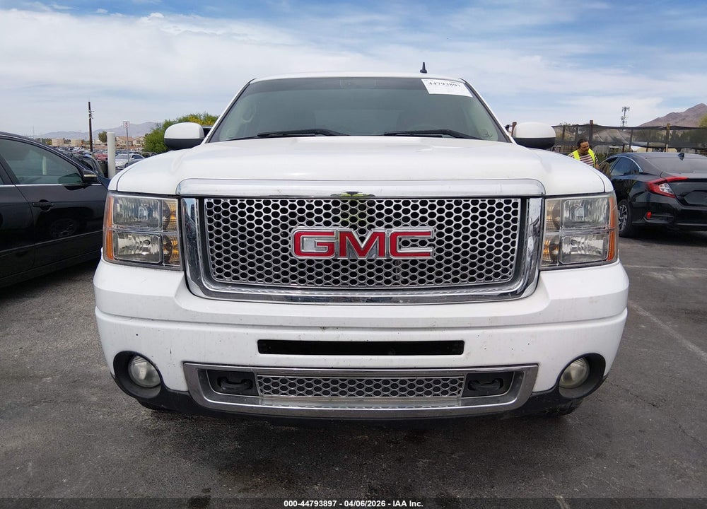 2008 GMC SIERRA 1500 DENALI VIN: 2GTEK638281332770