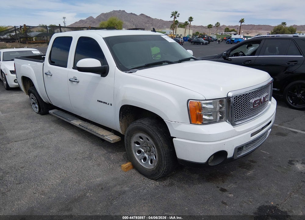 2008 GMC SIERRA 1500 DENALI VIN: 2GTEK638281332770