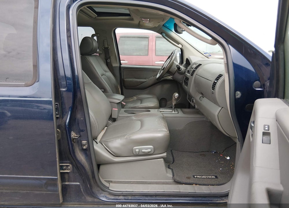 2007 NISSAN FRONTIER LE VIN: 1N6AD07U87C417423