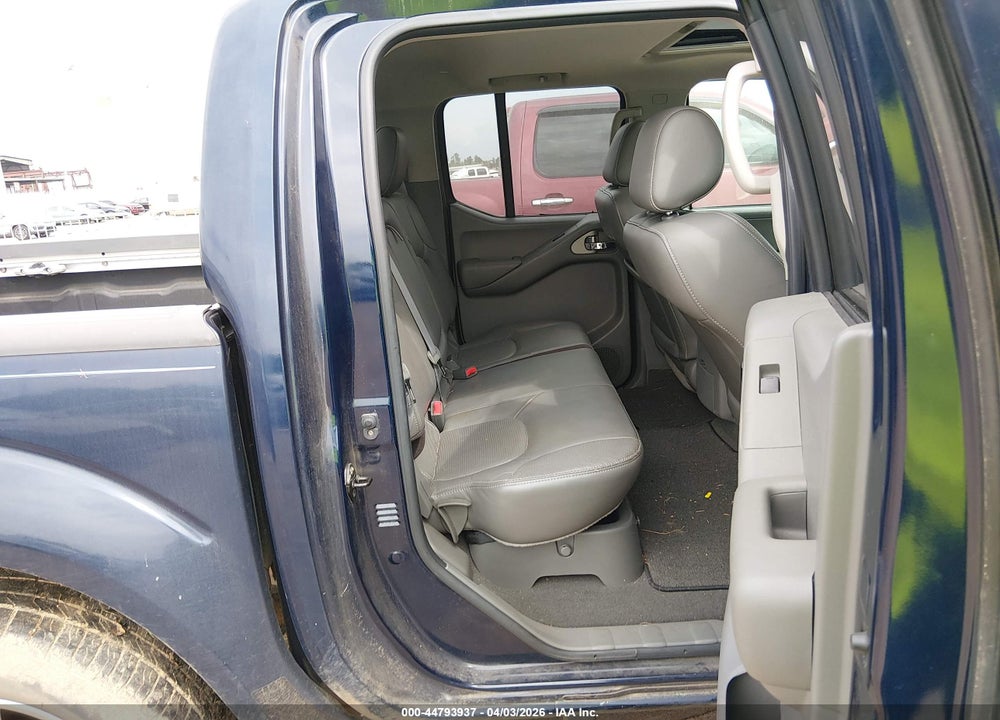 2007 NISSAN FRONTIER LE VIN: 1N6AD07U87C417423