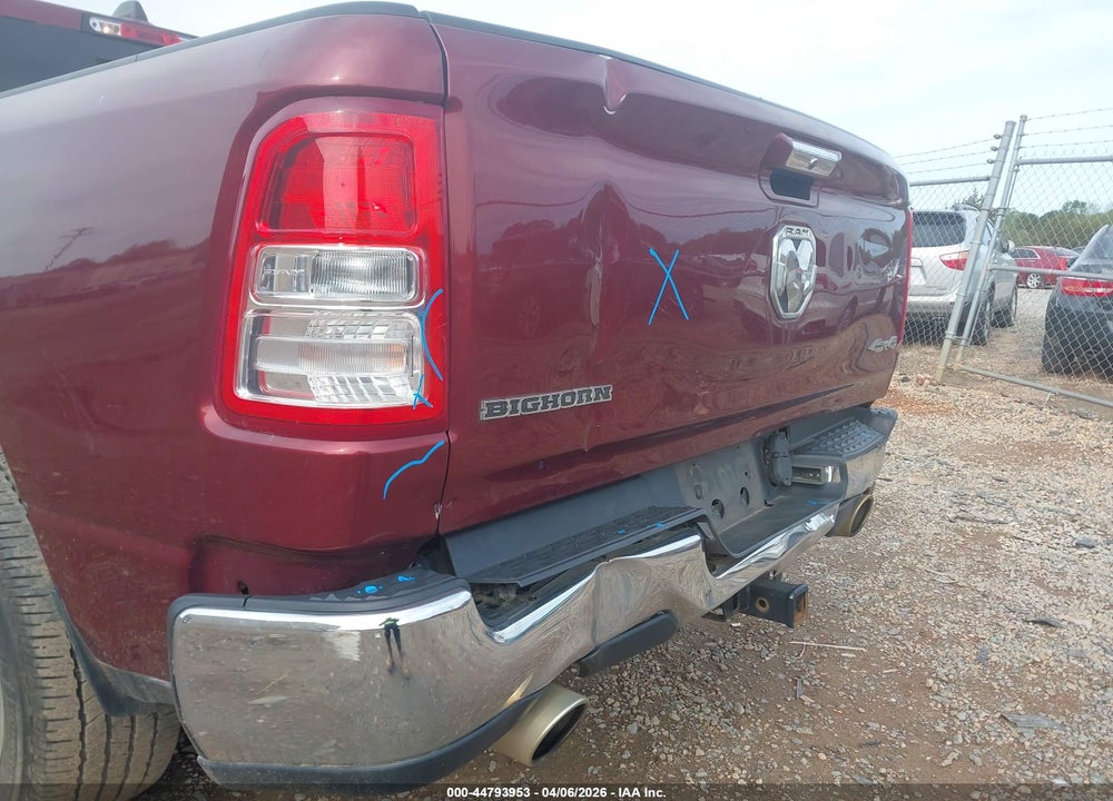 2019 RAM 1500 BIG HORN/LONE STAR  4X4 6'4 BOX VIN: 1C6SRFBT3KN889818