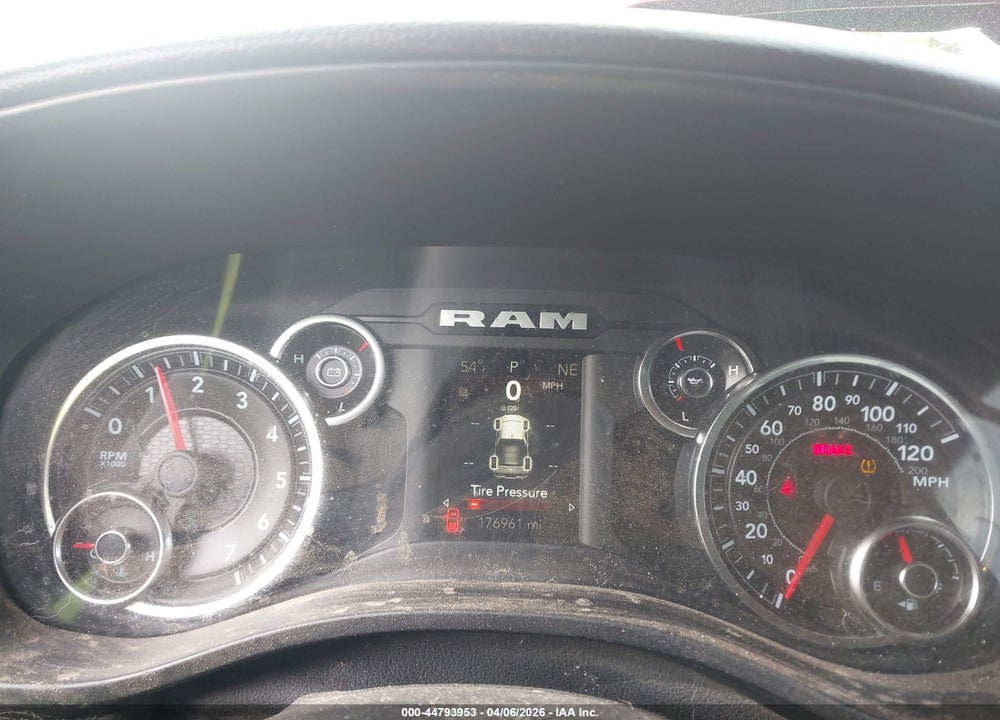2019 RAM 1500 BIG HORN/LONE STAR  4X4 6'4 BOX VIN: 1C6SRFBT3KN889818