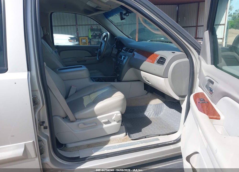 2008 GMC YUKON SLT VIN: 1GKFC13078R136530