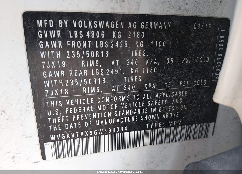 2016 VOLKSWAGEN TIGUAN SE VIN: WVGAV7AX9GW598084