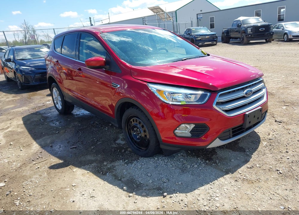 2019 FORD ESCAPE SE VIN: 1FMCU0GD8KUC49583