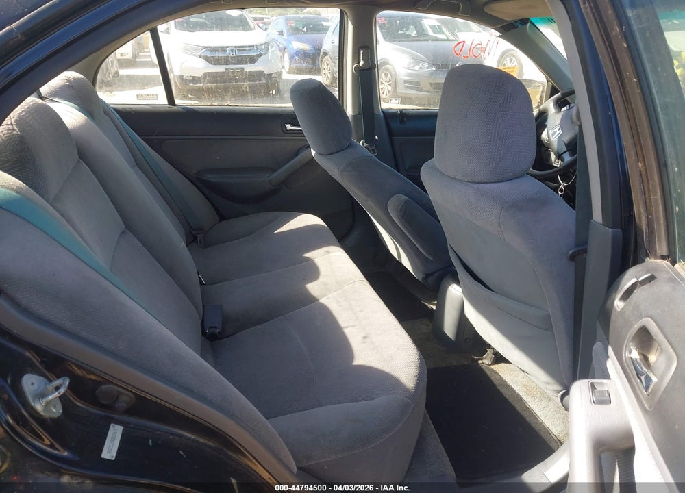 2002 HONDA CIVIC LX VIN: 2HGES16582H604677