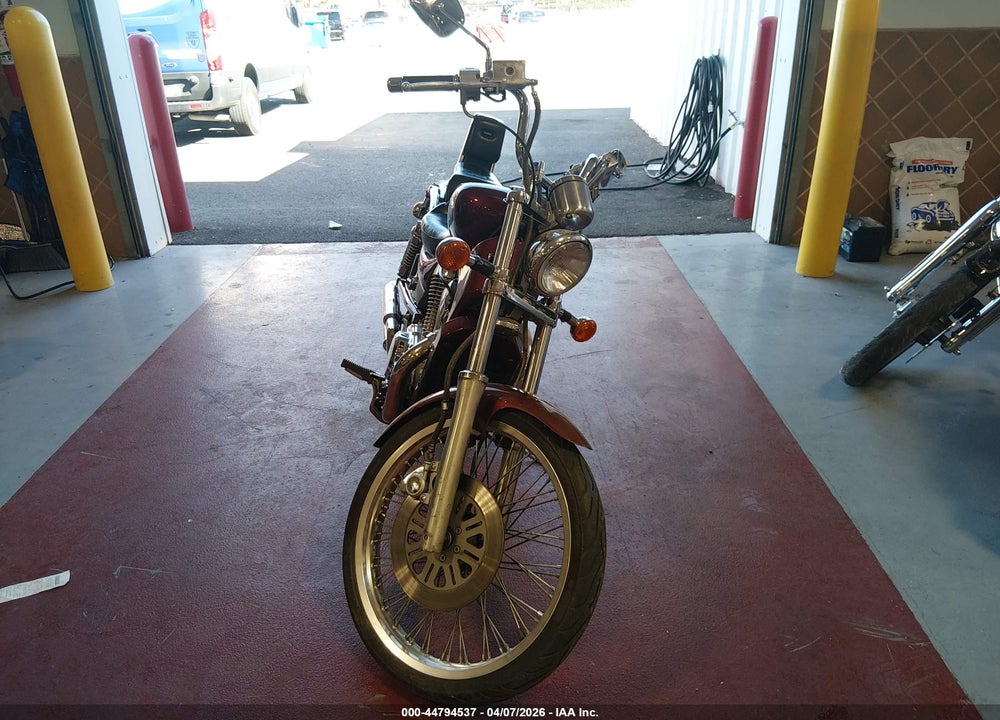 1995 SUZUKI VS800 GLP VIN: JS1VS52A6S2101077
