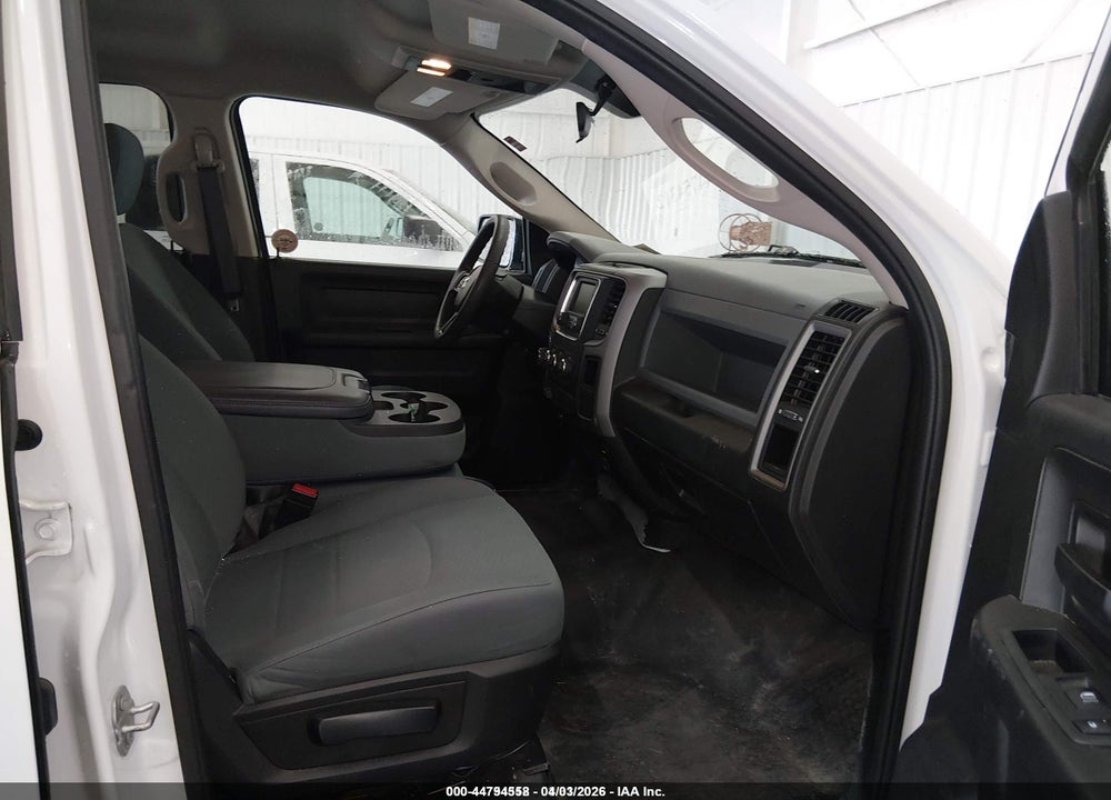 2020 RAM 1500 CLASSIC TRADESMAN  4X4 5'7 BOX VIN: 3C6RR7KT6LG242439