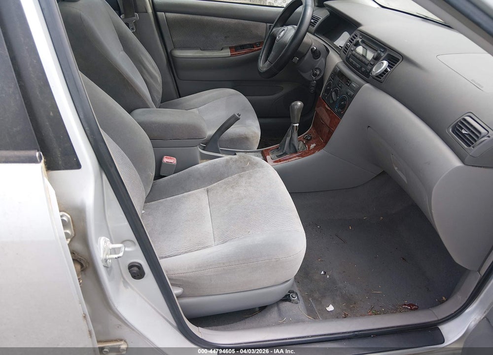 2005 TOYOTA COROLLA LE VIN: 1NXBR32E55Z434077