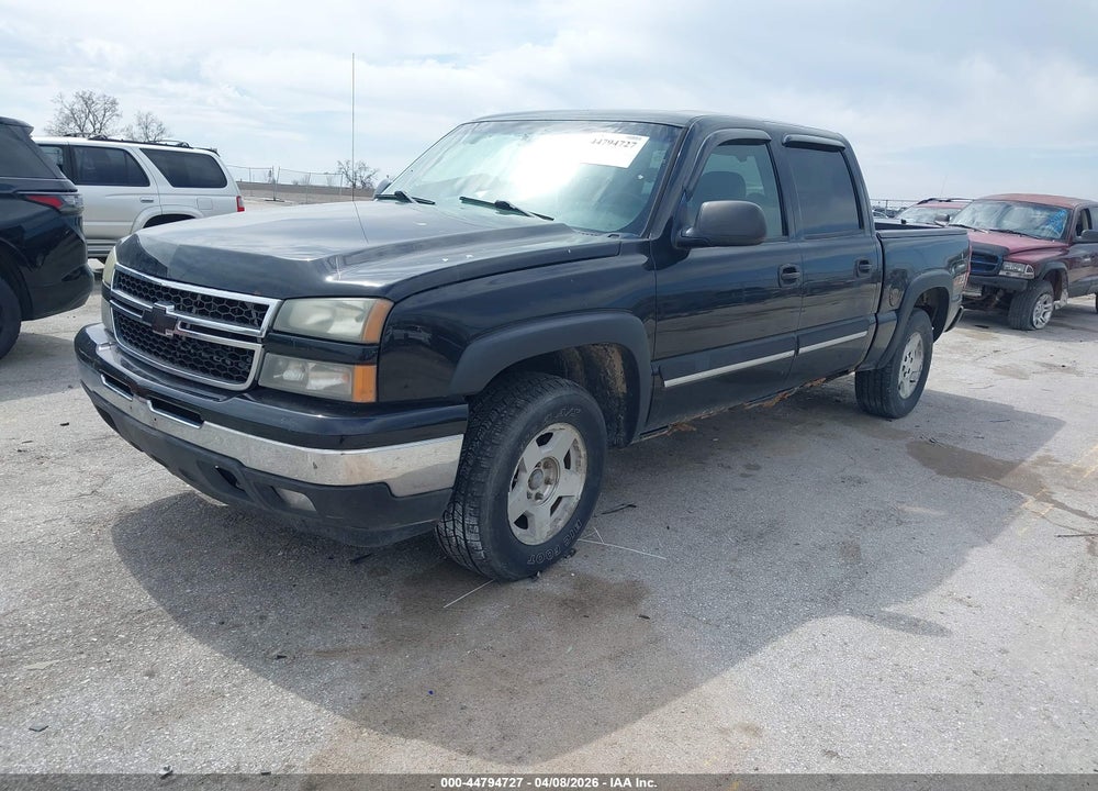 2006 CHEVROLET SILVERADO 1500 LT1 VIN: 2GCEK13T561144068