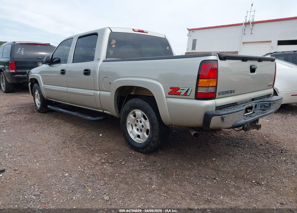2006 GMC SIERRA 1500 SLT VIN: 2GTEK13T761152835