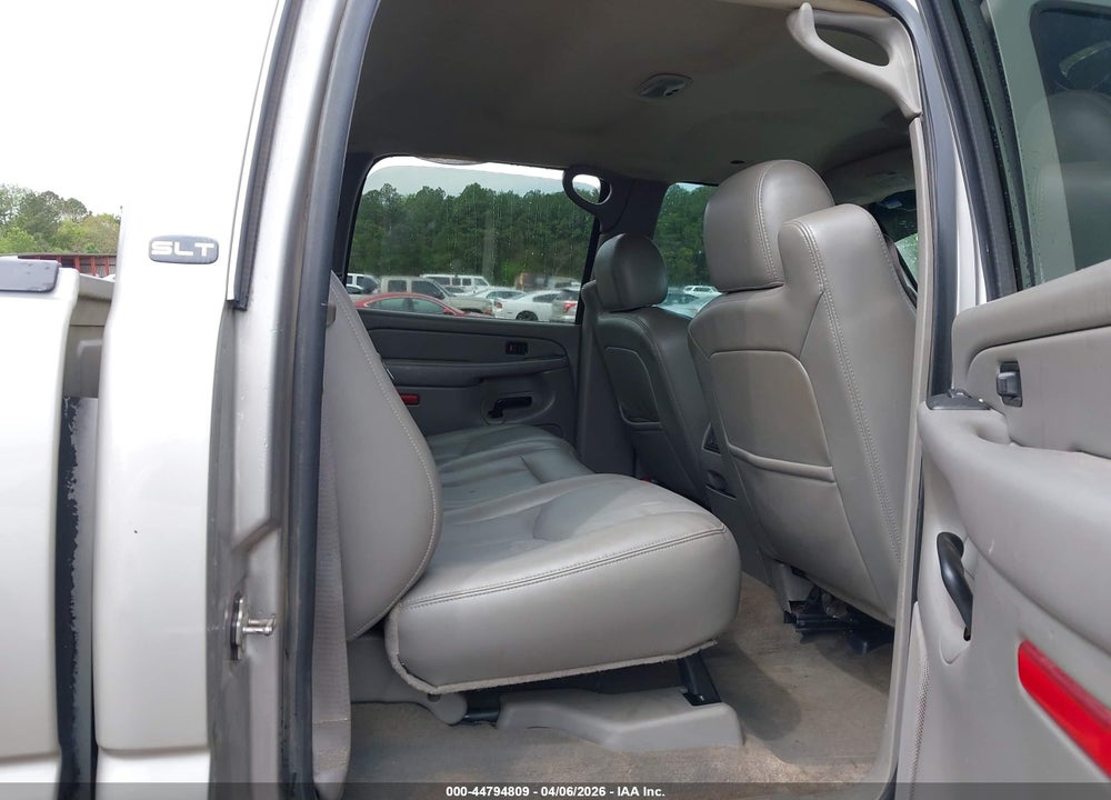 2006 GMC SIERRA 1500 SLT VIN: 2GTEK13T761152835