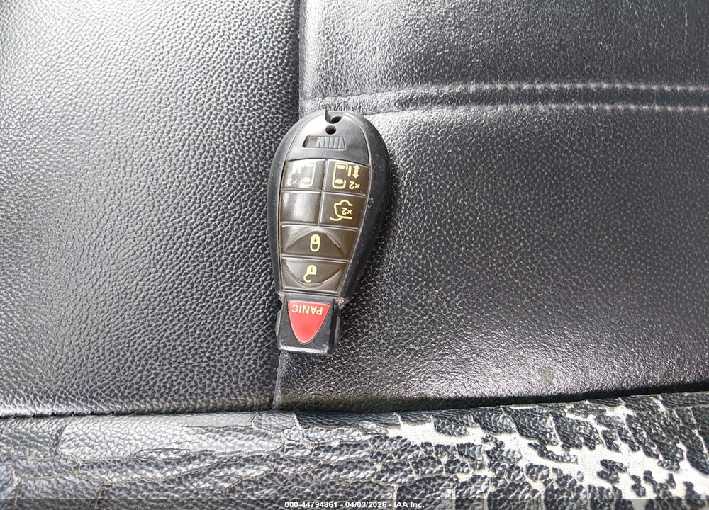 2014 CHRYSLER TOWN & COUNTRY TOURING VIN: 2C4RC1BG1ER359403