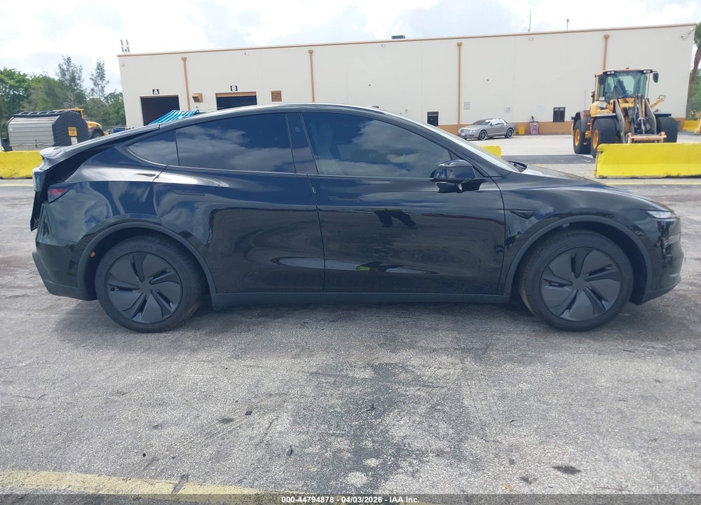 2026 TESLA MODEL Y PREMIUM REAR-WHEEL DRIVE/STANDARD REAR-WHEEL DRIVE VIN: 7SAYGDED6TF532931