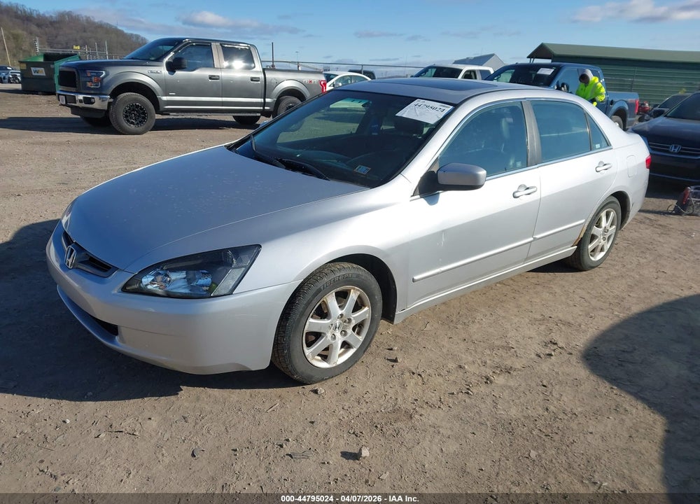 2005 HONDA ACCORD 3.0 EX VIN: 1HGCM66515A075428