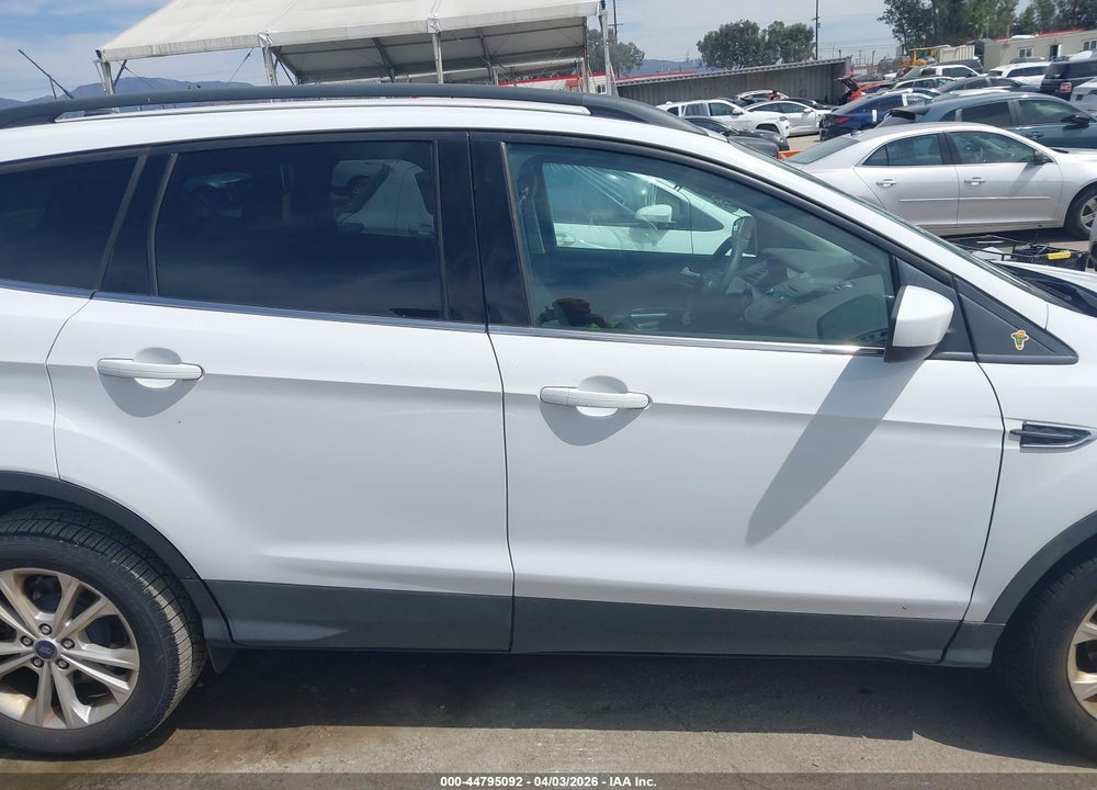 2018 FORD ESCAPE SE VIN: 1FMCU0GD8JUA85816