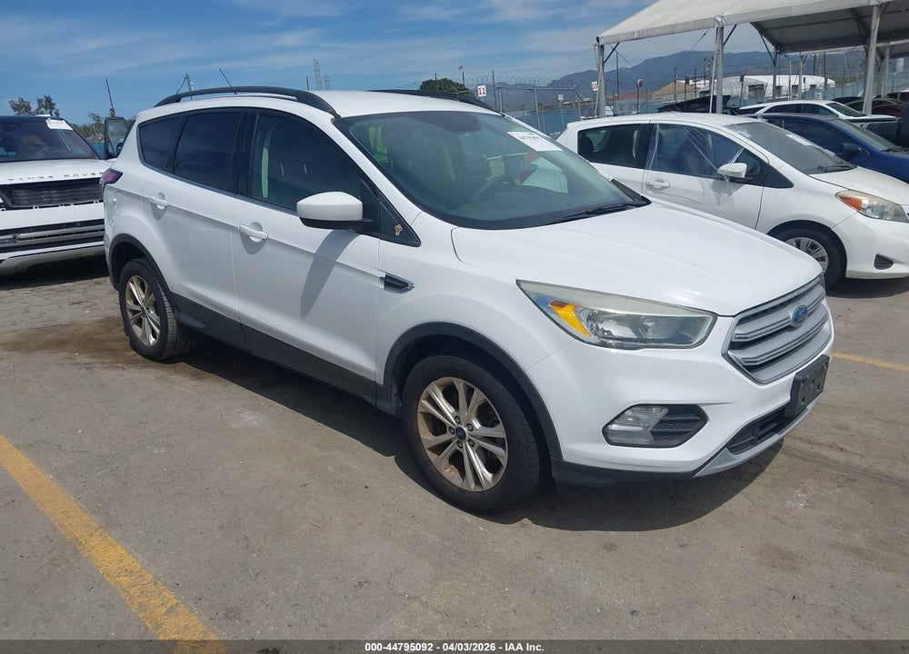 2018 FORD ESCAPE SE VIN: 1FMCU0GD8JUA85816