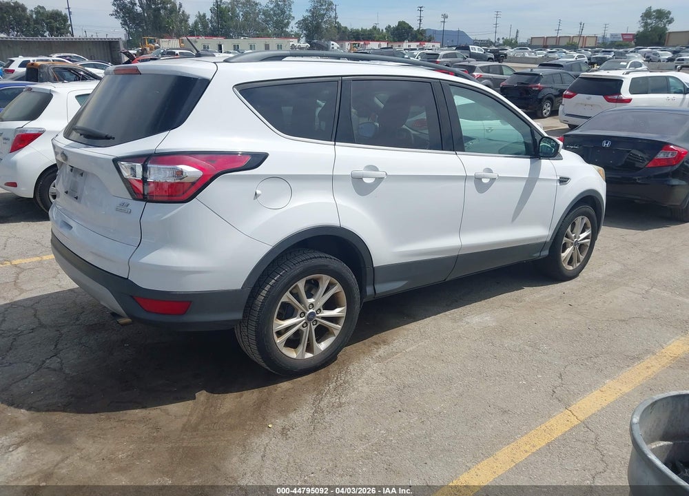 2018 FORD ESCAPE SE VIN: 1FMCU0GD8JUA85816
