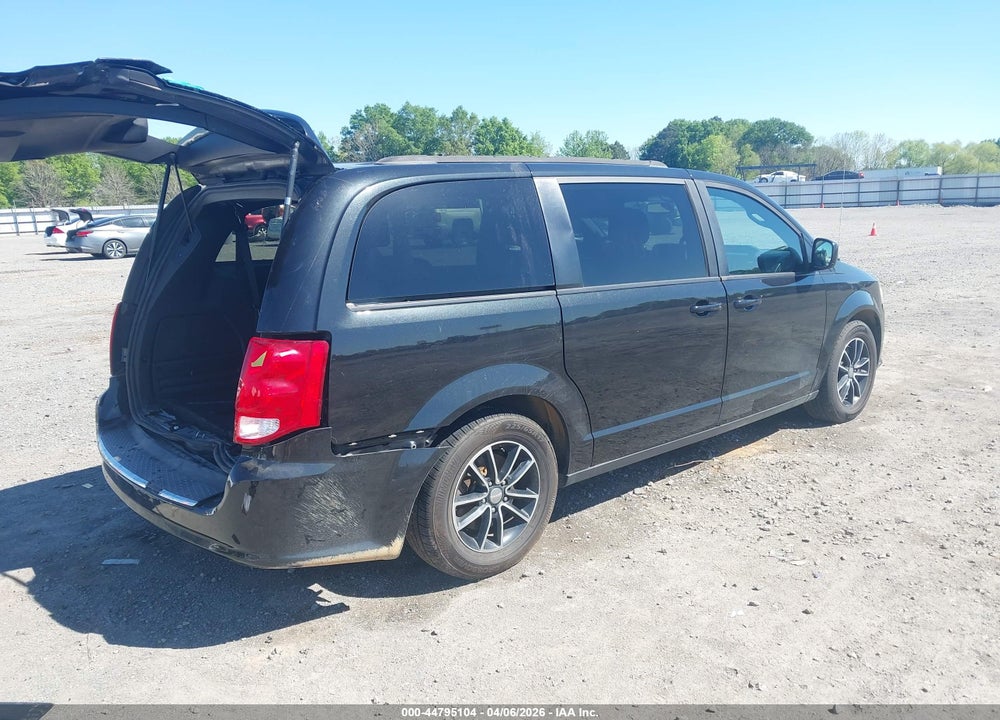 2018 DODGE GRAND CARAVAN GT VIN: 2C4RDGEG8JR222139