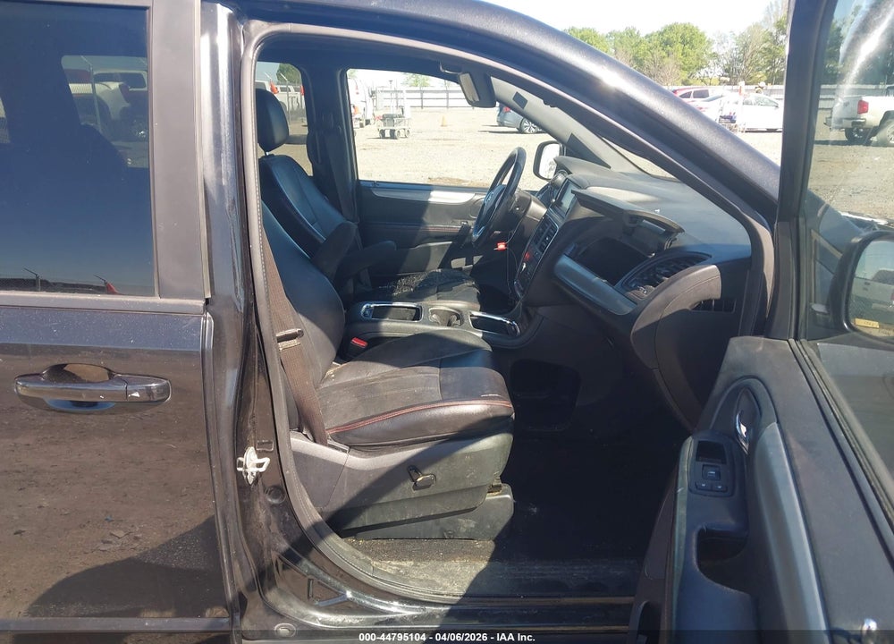 2018 DODGE GRAND CARAVAN GT VIN: 2C4RDGEG8JR222139