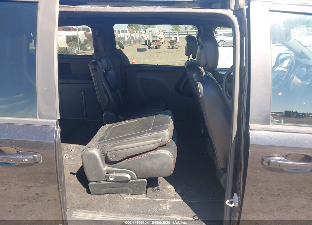2018 DODGE GRAND CARAVAN GT VIN: 2C4RDGEG8JR222139