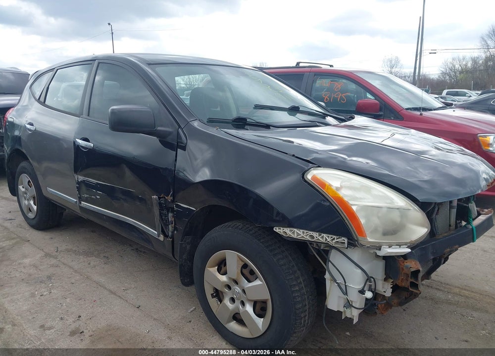 2013 NISSAN ROGUE S VIN: JN8AS5MT0DW547180