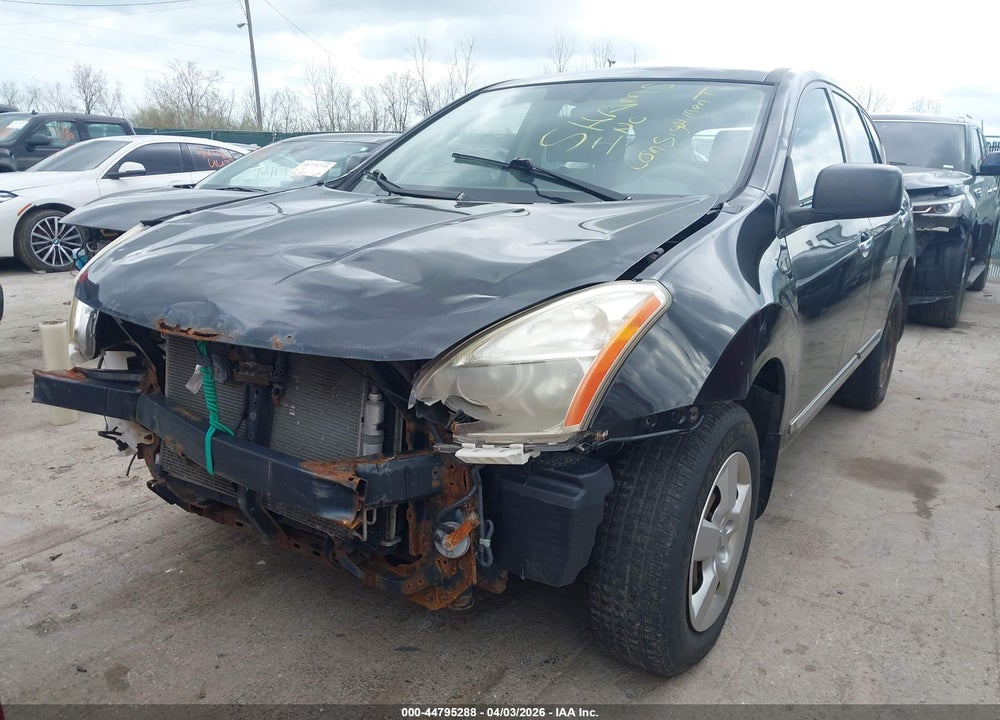 2013 NISSAN ROGUE S VIN: JN8AS5MT0DW547180