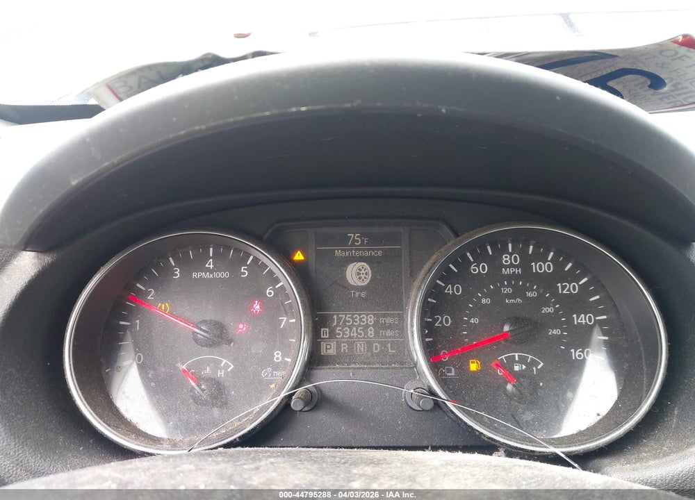 2013 NISSAN ROGUE S VIN: JN8AS5MT0DW547180