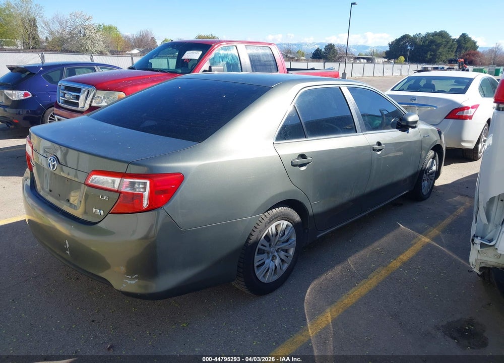 2013 TOYOTA CAMRY HYBRID LE VIN: 4T1BD1FK5DU084208