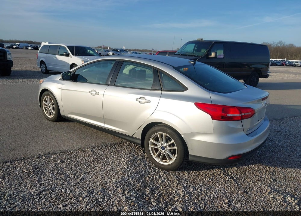 2017 FORD FOCUS SE VIN: 1FADP3F24HL320297