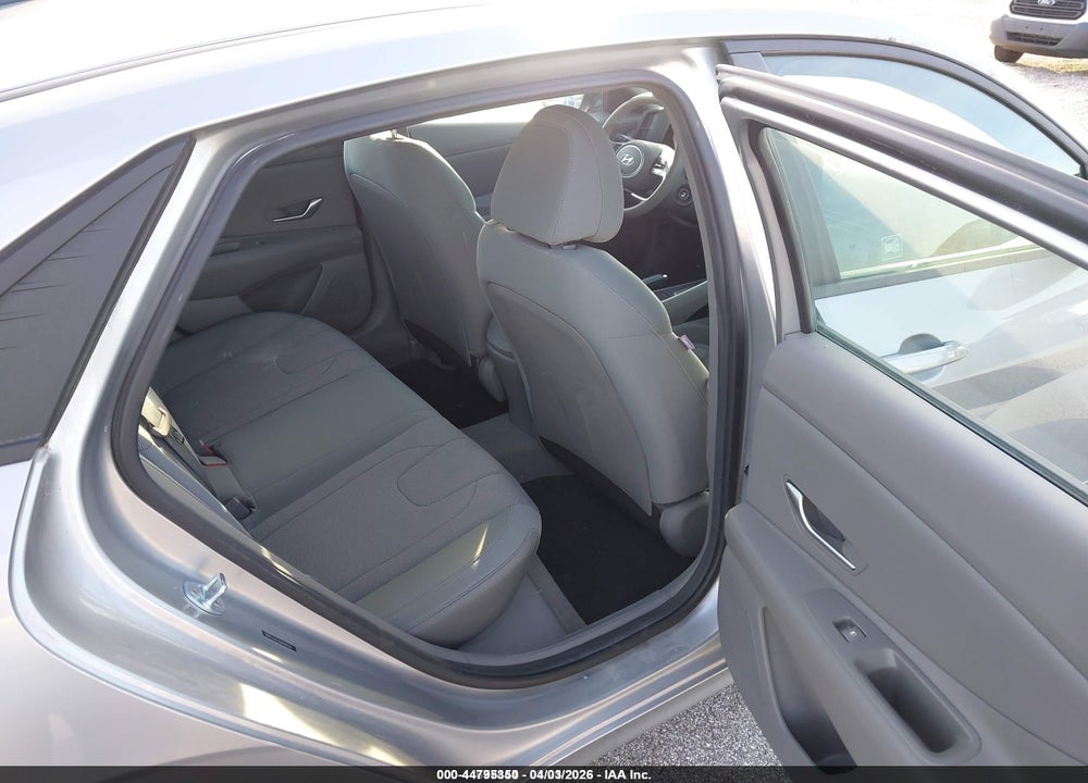 2021 HYUNDAI ELANTRA SE VIN: 5NPLL4AG2MH049720