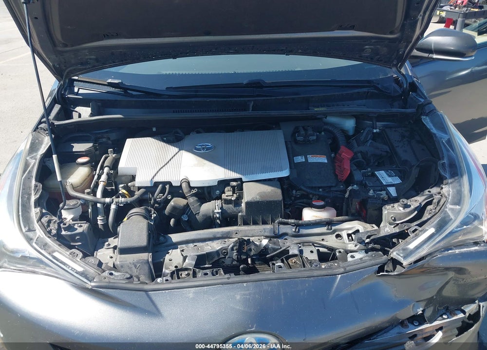 2016 TOYOTA PRIUS THREE TOURING VIN: JTDKARFU3G3016139