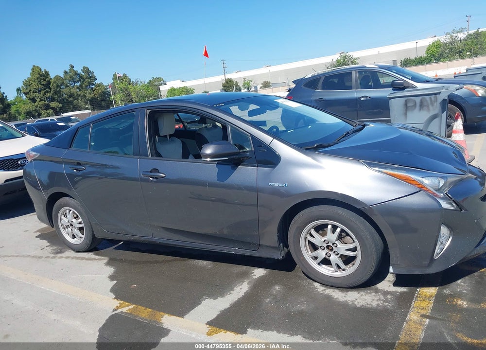2016 TOYOTA PRIUS THREE TOURING VIN: JTDKARFU3G3016139