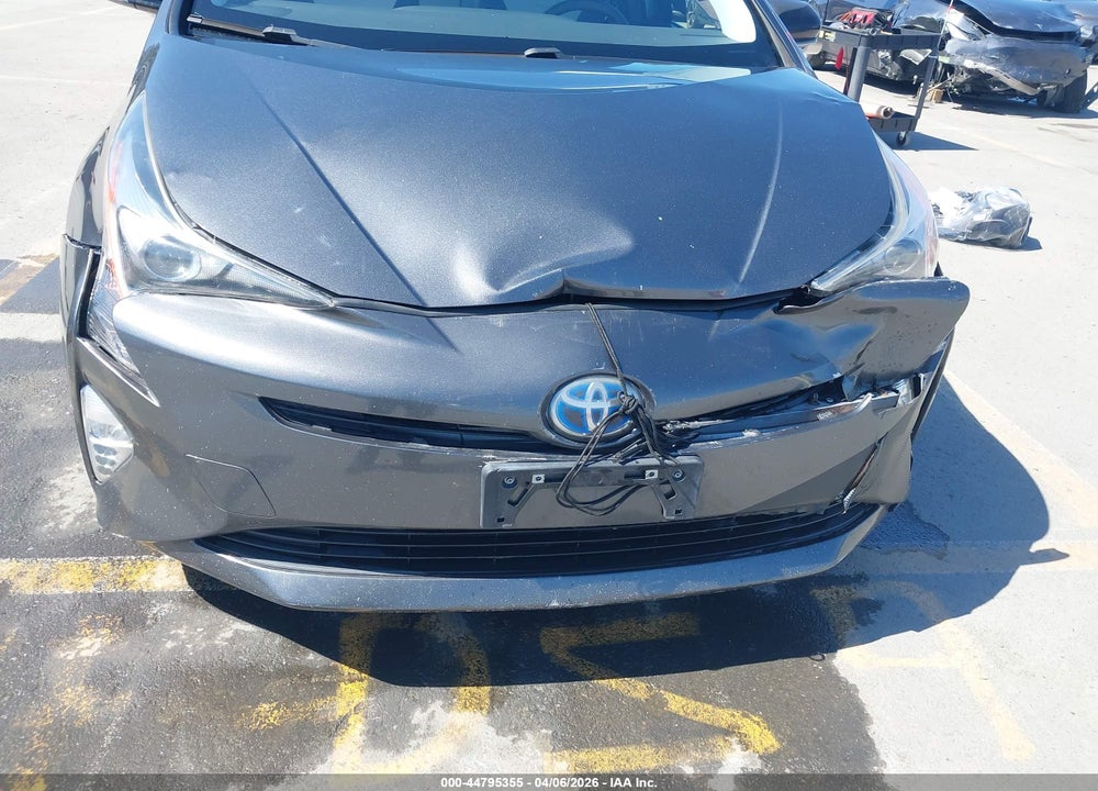 2016 TOYOTA PRIUS THREE TOURING VIN: JTDKARFU3G3016139