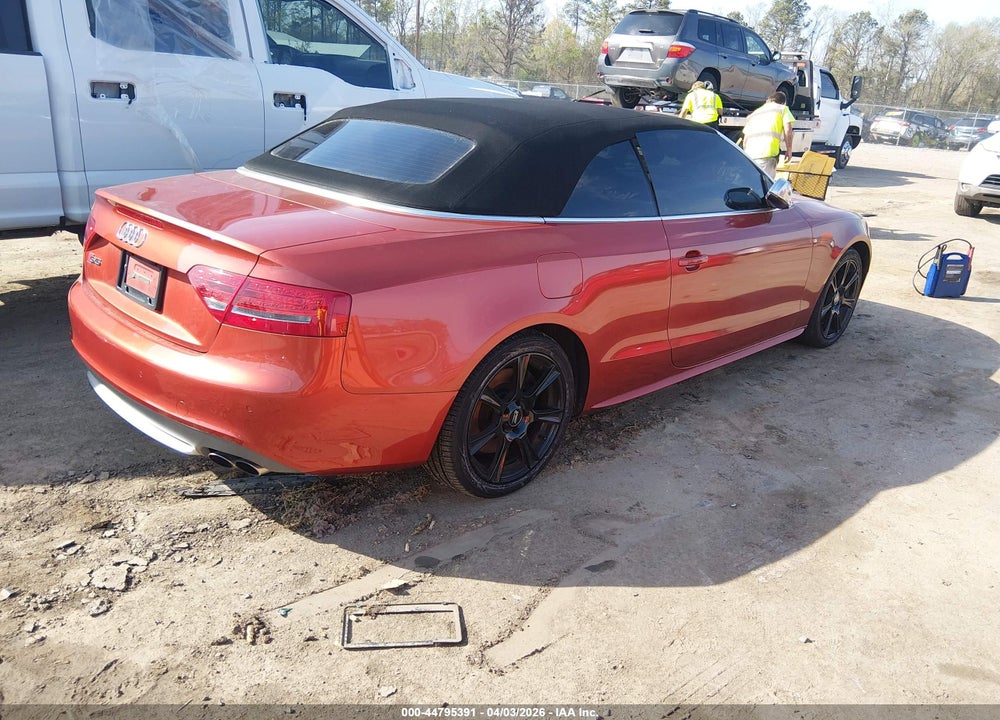 2010 AUDI S5 3.0 PREMIUM PLUS VIN: WAUCGAFH4AN021091