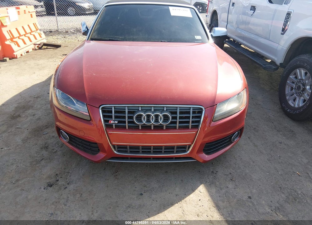 2010 AUDI S5 3.0 PREMIUM PLUS VIN: WAUCGAFH4AN021091