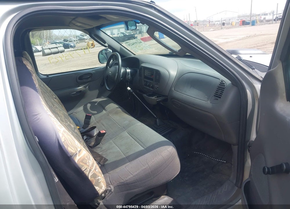 2002 FORD F-150 XL/XLT VIN: 1FTRF17212KC51281