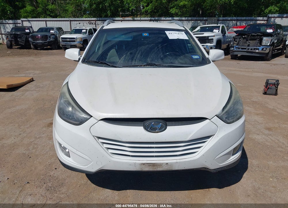 2014 HYUNDAI TUCSON SE VIN: KM8JUCAG5EU869873