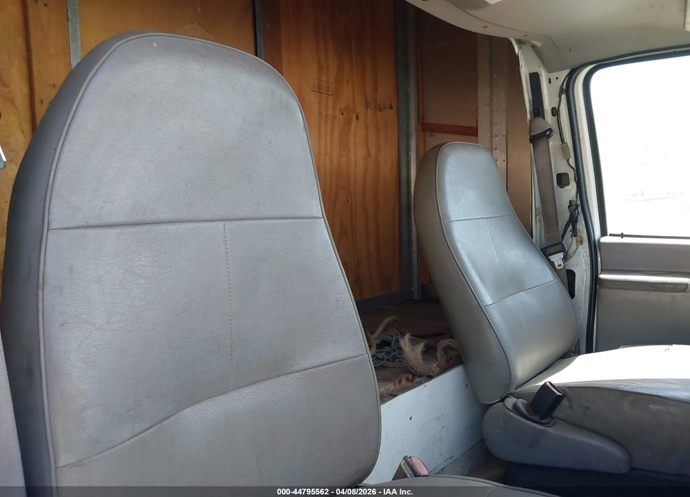 1999 FORD E-450 COMM. CUTAWAY STANDARD VIN: 1FDXE47F0XHA87441