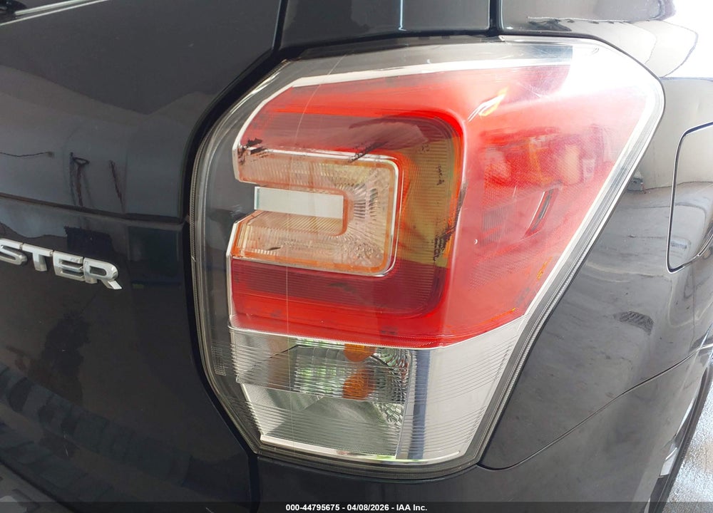 2018 SUBARU FORESTER 2.5I PREMIUM VIN: JF2SJAEC3JH602989