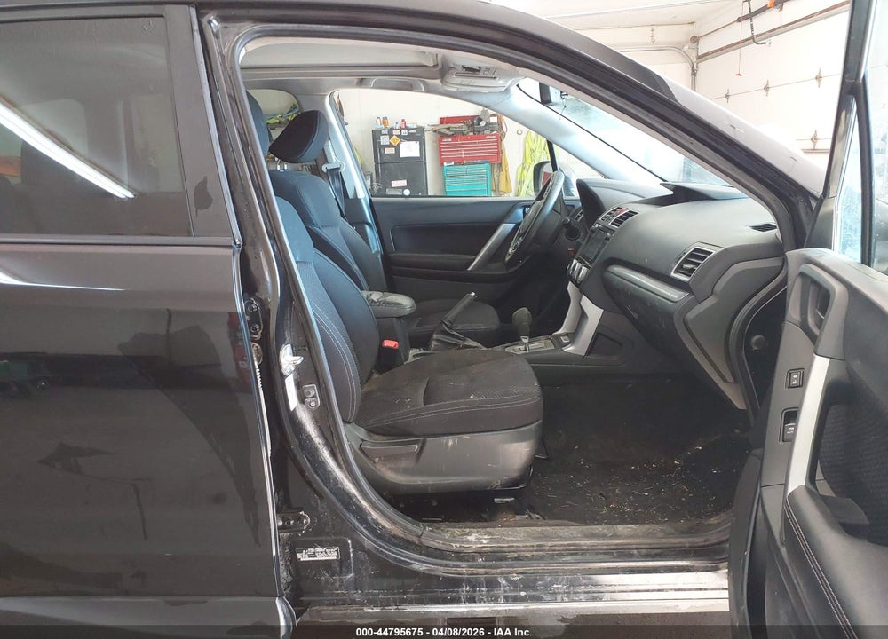2018 SUBARU FORESTER 2.5I PREMIUM VIN: JF2SJAEC3JH602989