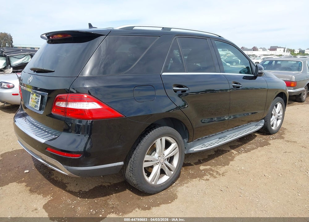 2014 MERCEDES-BENZ ML 350 VIN: 4JGDA5JB6EA410410