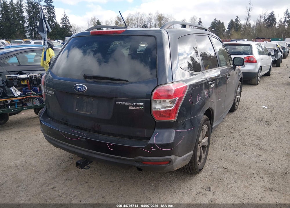 2015 SUBARU FORESTER 2.5I PREMIUM VIN: JF2SJADC5FH582320
