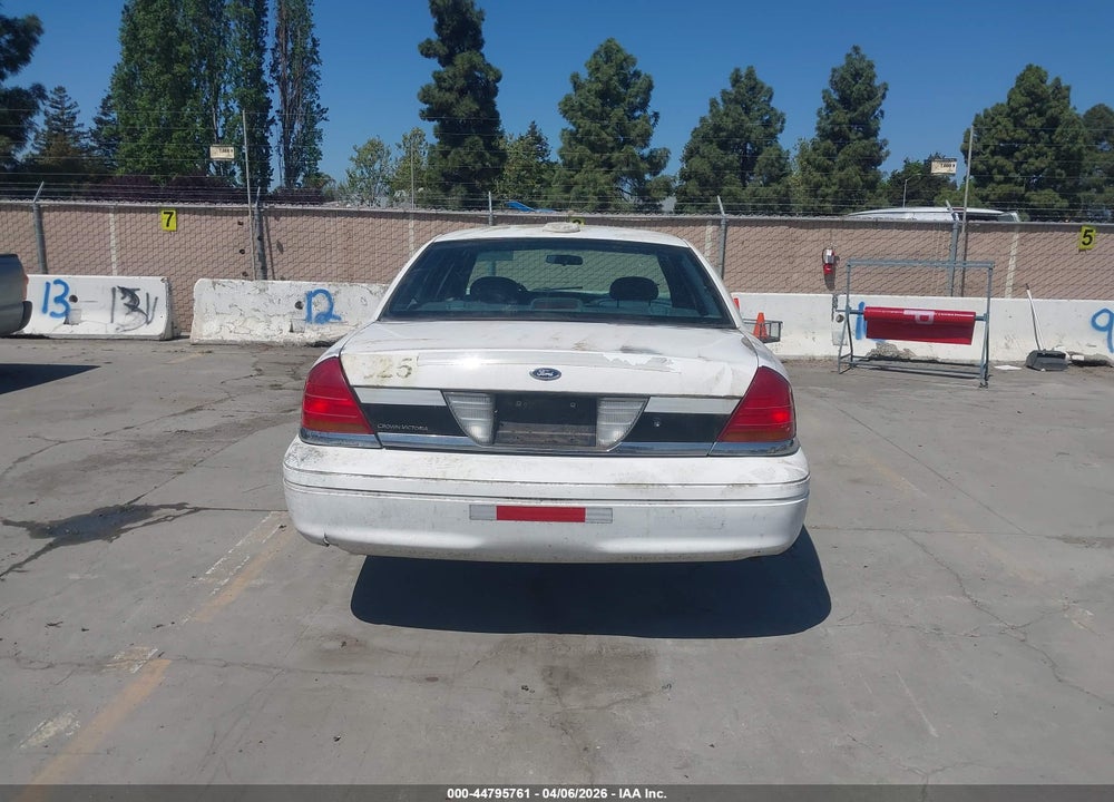 2002 FORD CROWN VICTORIA COMMERCIAL STANDARD VIN: 2FAFP72WX2X130281