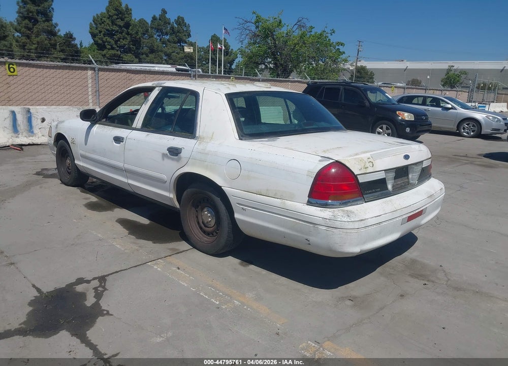 2002 FORD CROWN VICTORIA COMMERCIAL STANDARD VIN: 2FAFP72WX2X130281