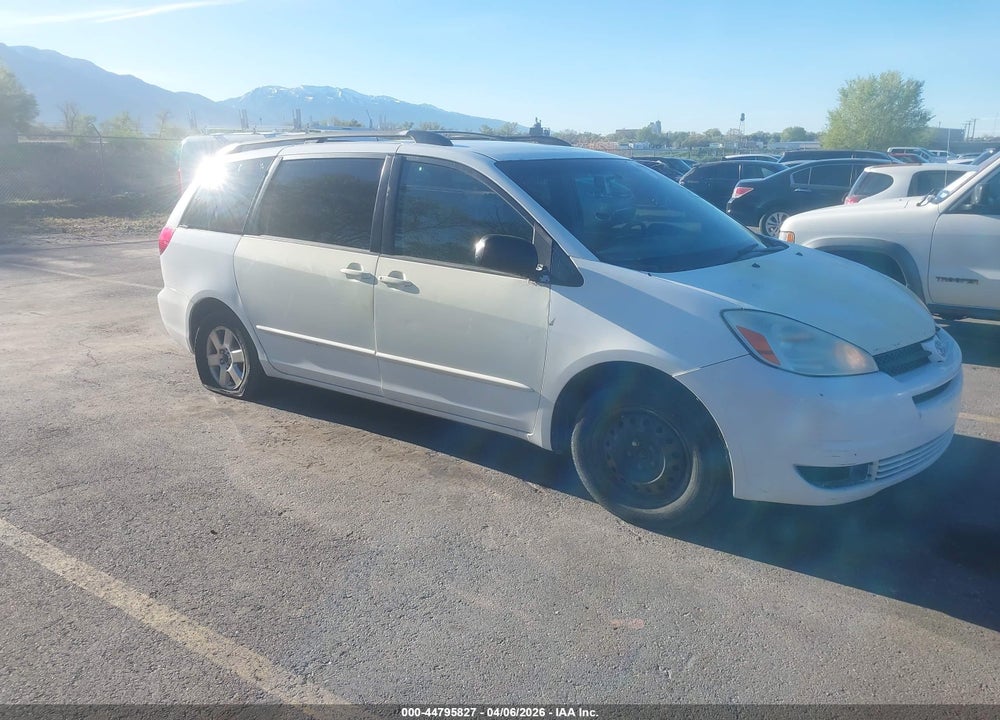 2004 TOYOTA SIENNA LE VIN: 5TDZA23C04S127212