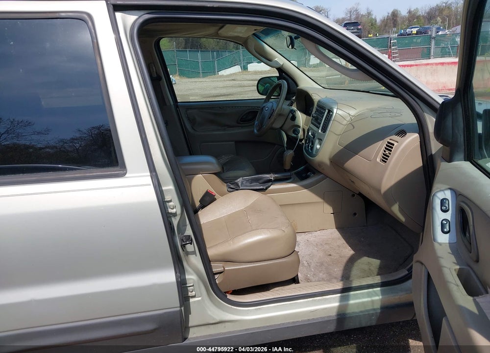 2005 FORD ESCAPE XLT VIN: 1FMCU93195KD51734