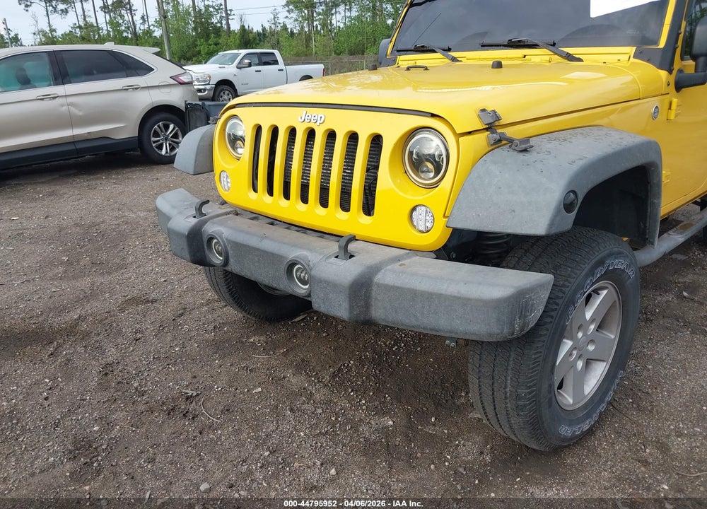 2015 JEEP WRANGLER UNLIMITED SPORT VIN: 1C4BJWDG3FL614614